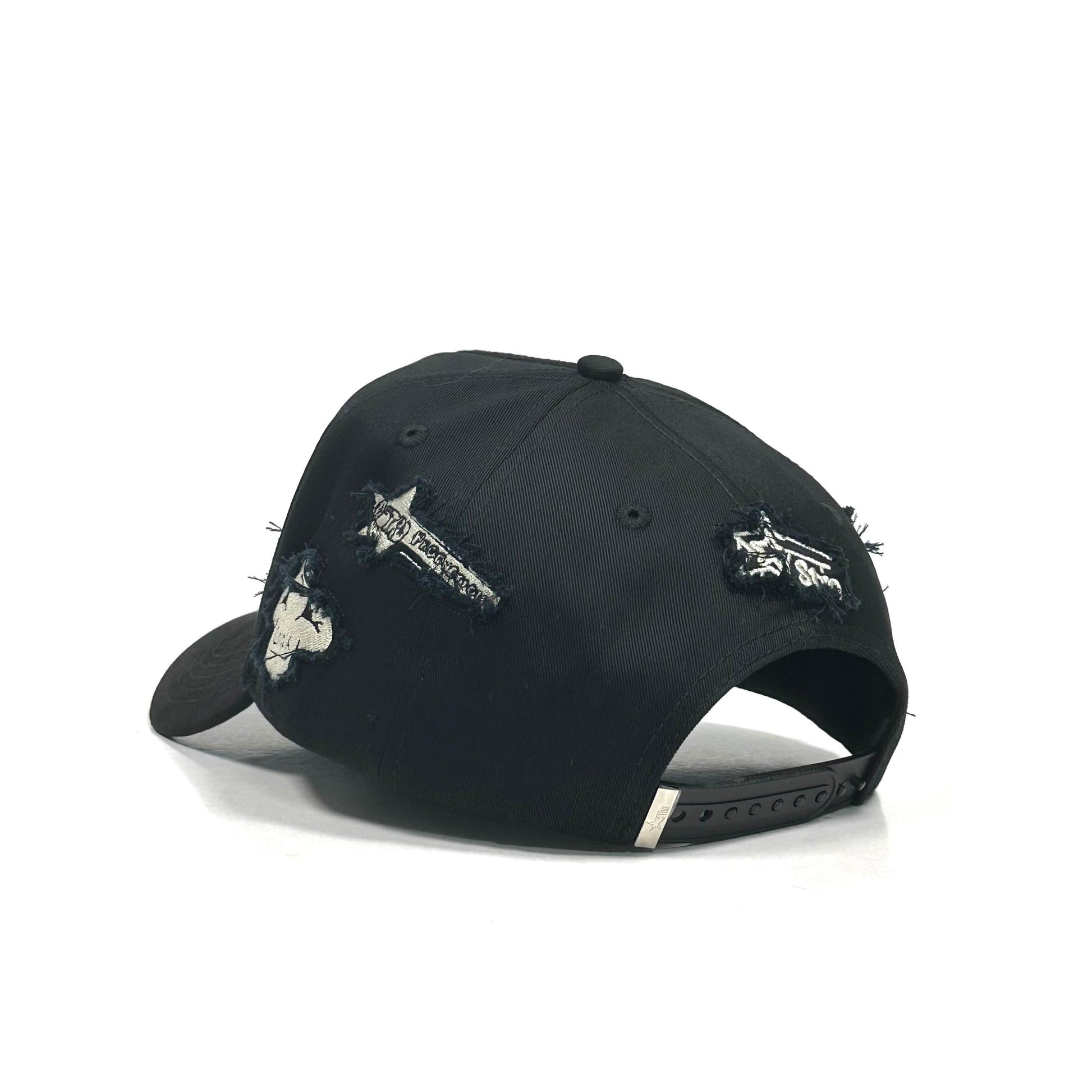 ᚦᚺᛖ ᛗᛟᛟᚾ